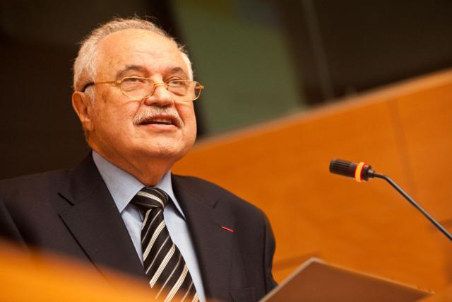 Abu-Ghazaleh Tackles 'The Road to Success: IT for IP' at LES Pan European Conference 2012 